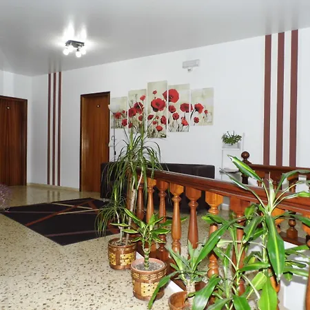 Otel Arboleda *