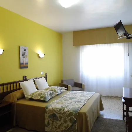Arboleda Hotel *
