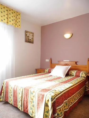 فندق Arboleda ألانثاذا